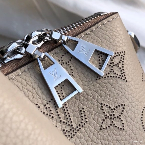 Affordable Louis Bag Vuitton Haumea 0813